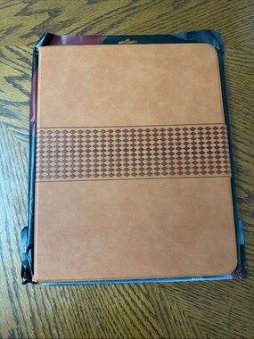 Vintage Brown Checkered Tablet Folio Case iPad Pro 13 inch